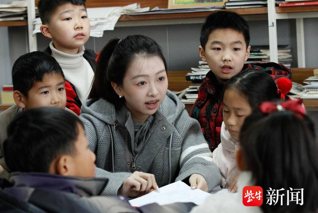 女大学生成立志愿者服务队 假期里回乡推广普通话